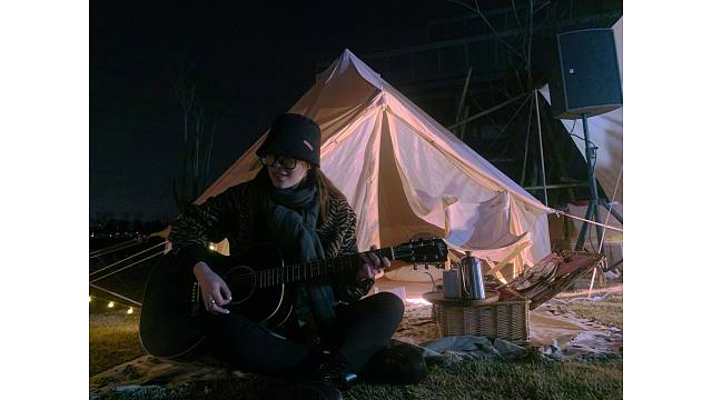 就在每个有可能的夜晚，期待和你相遇