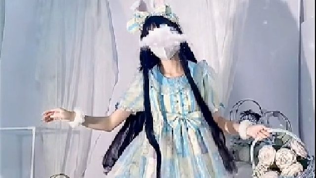 35岁了第一次打扮自己仿佛回到了18岁即使带孩子再累这一刻也值了