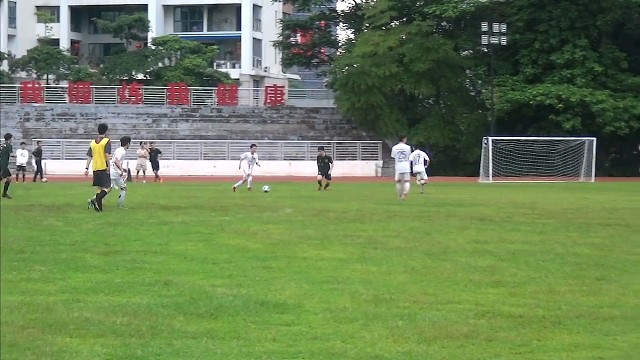 雍甫臻秒传，金志昊射门射在门将怀中