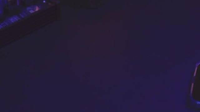 28度防窥钢化膜