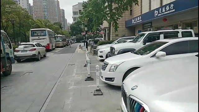 酒店门口搭讪跳舞姐姐