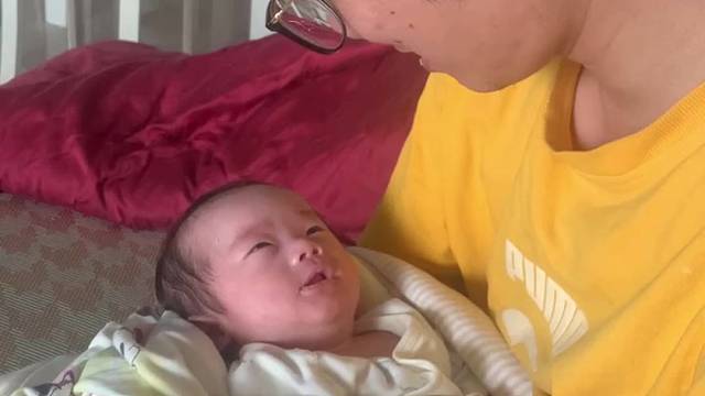 爸爸妈妈爹爹奶奶很爱你们哟