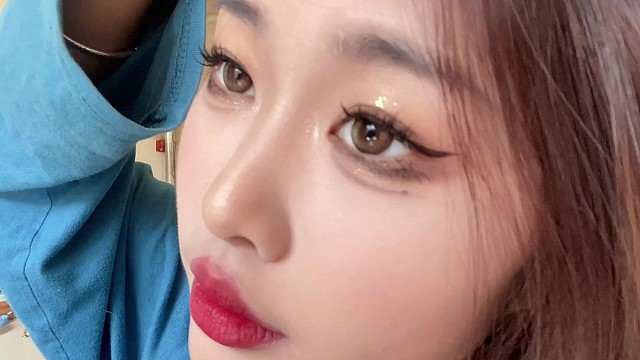 手残党很久没撸全妆了