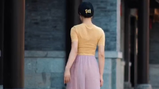 又是一支凄美的小舞段