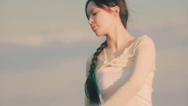 山野万里，你是我藏在微风中的欢喜。