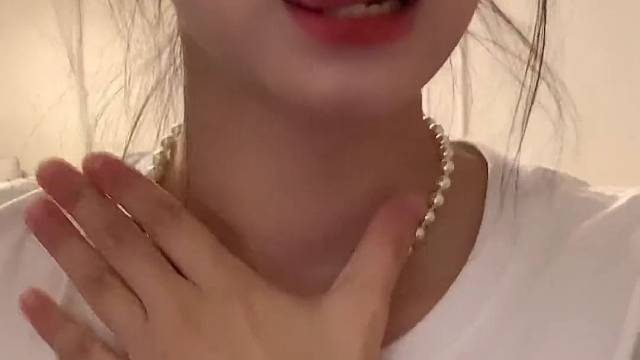 每天起床向空气挥一拳不为别的就为干这个世界