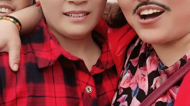 开开心心的户外玩