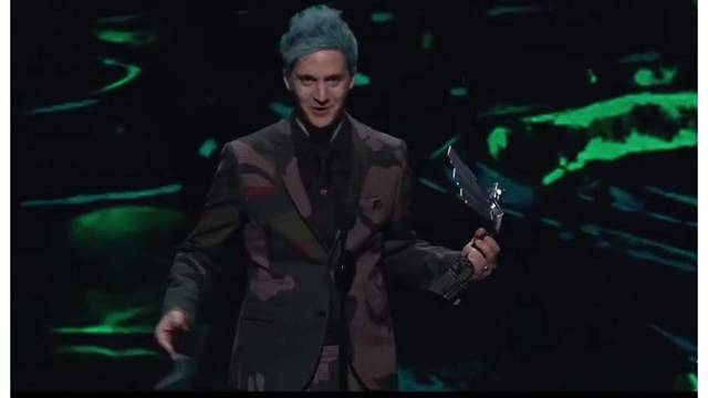 游戏玩够了来玩玩派派吧！