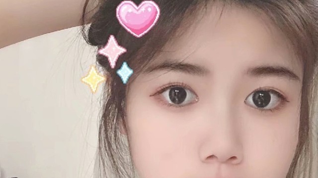 青春洋溢活力四射，胶原蛋白，看这里的小姐姐就对了！(ꐦÒ‸Ó)你个老六