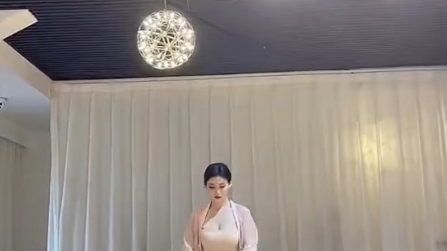 感受一下新仙魔九界的舞蹈风