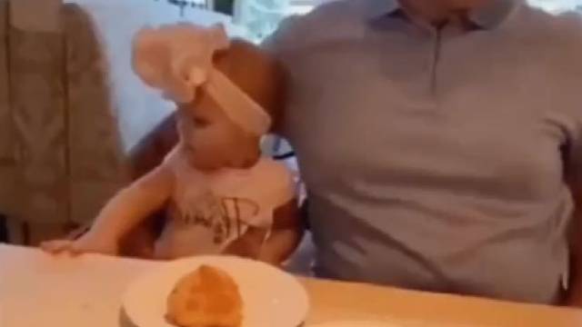 爸爸的怀抱是我的