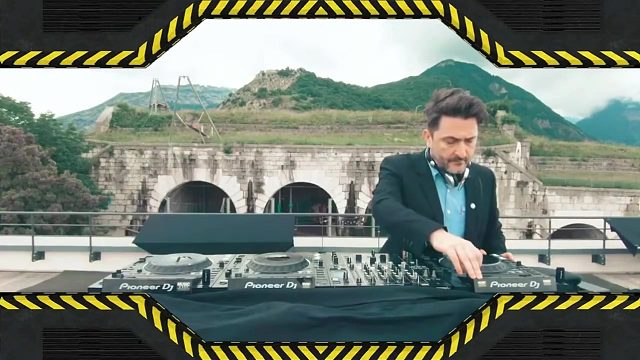 DJ打碟(电子音乐)电音云蹦迪之 - The Hacker