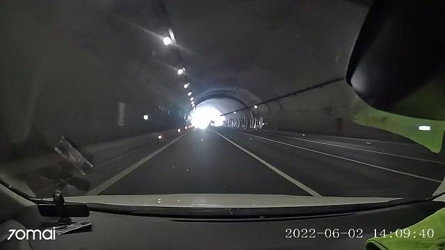 后视镜可以捐了