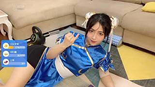 說阿包是丐版春麗的xdm給你們一個(gè)友好手勢(shì)