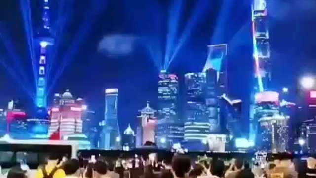 上海战役胜利了，向最美逆行者致敬