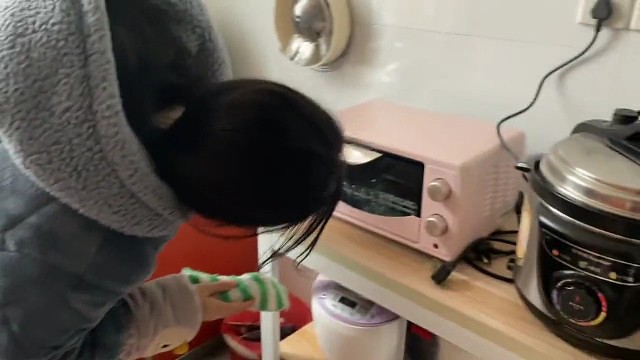 刚出锅的面包，还热乎着呢