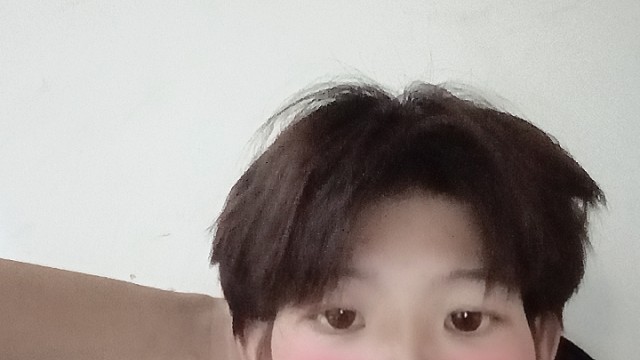 后来我才知道真正放下一个人是什么感觉我要继续我的生活了但是你依旧在我心里面当再次想起你的时候