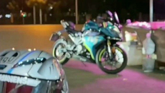 一个人慢也好步子小也好是在往前走就好了.