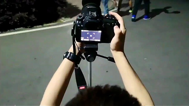 看月亮了吗？跟我一起去看月亮，拍月亮呀