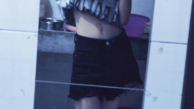 颜值不够，身材来凑！