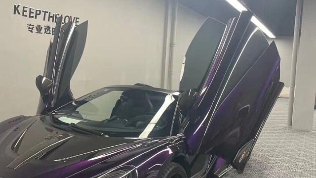 客户把车押了，来虎牙玩