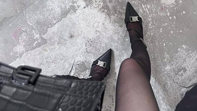 我们穷极一生都在追随爱与自由