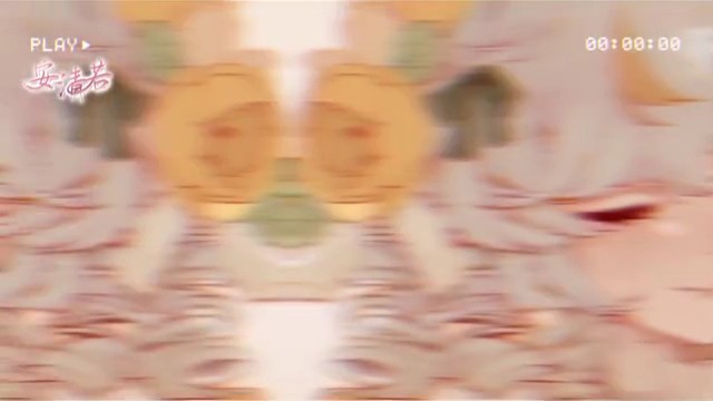 人们从诗人的字句里，选取心爱的意义。但诗句的最终意义是指向你