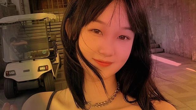 QQ飞车火星基地：1.28，思思最喜欢的火星基地送给思思.希望思思永远都开开心心，只有开心没有烦恼。