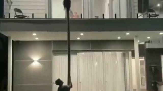 这样吓人不太好吧？