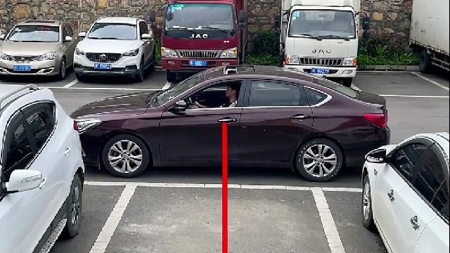 倒车入库技巧，教你一秒学会