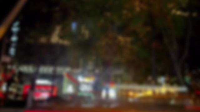 答应我一定要出人头地告诉那些曾经看不起你的人说你可以