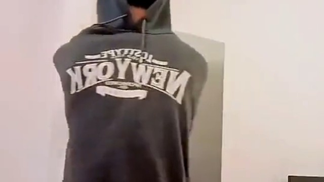 笑容并没有消失，只是转移到了我的脸上