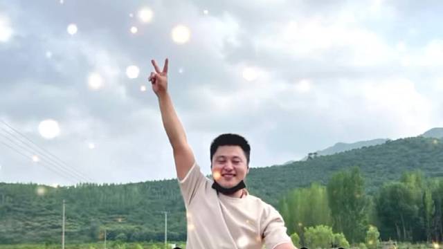 祝王总一路长虹成为耀眼的光芒