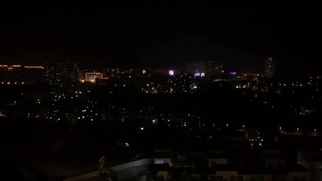 情不自禁的emo起来了