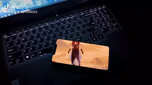 你对象绿你一年你没发现
我榨点你神像血你逮我老半天
没意思真的没意思