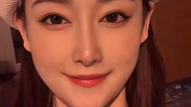 到底有木有人听我唱首歌