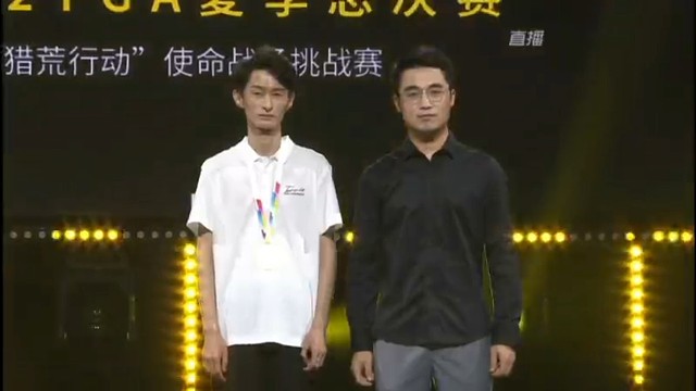 补充一点，小川换平板的事说了，手机玩着会掉帧，别拿这个说事咯，而且我觉得小川手机玩的比平板好。