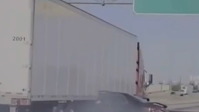 监控下的事故瞬间