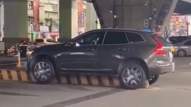 搞笑车祸名场面