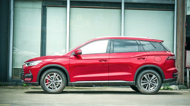 比亚迪宋Pro升级刹车改装，TEI街道版刹车套件，性能与颜值并存