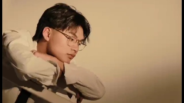 我们下学期手牵手一起补考