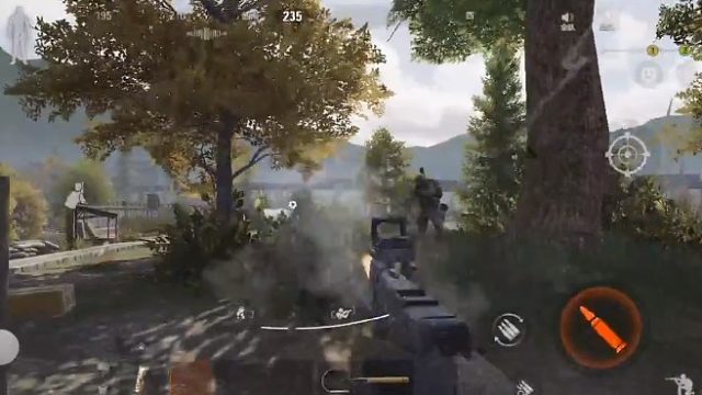 小手枪单挑两个4套！