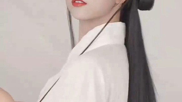 尝试一波～～存个小钱买穿越～