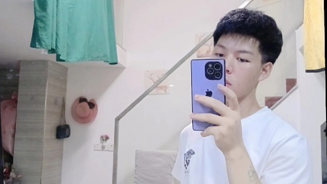 总有某段路只能你一个人走总有许多事需要你一个人扛