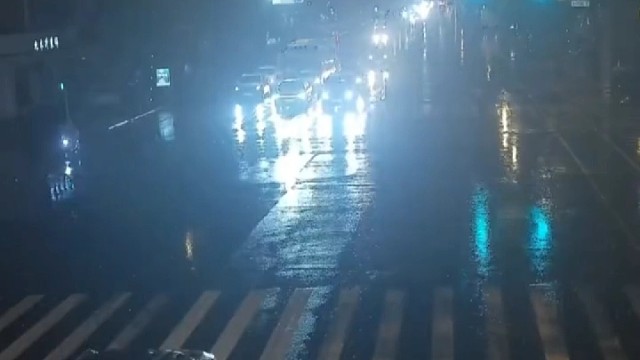 不要报着侥幸心理闯红灯