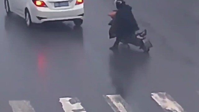 抢道危险，切务抢道