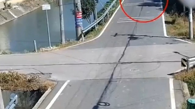 电动车车主原地愣住了