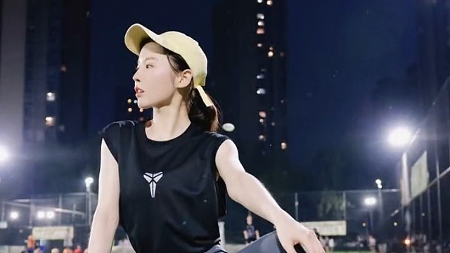 飞盘照摆拍，学废了吗