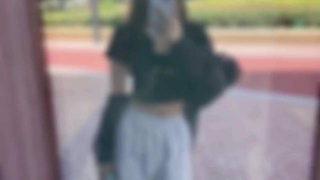 这么热的天你耶不耶