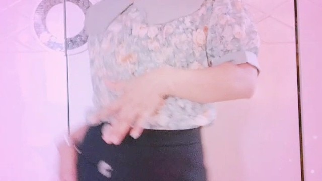 我有弟有妹就是没有哥哥，赐我一个吧！享受被哥哥的疼爱